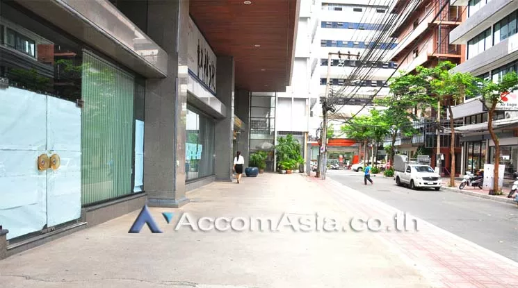 unit Office space For Rent in Silom, Bangkok  near BTS Sala Daeng (AA12291)